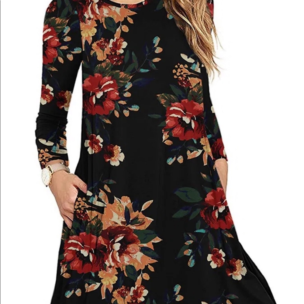 Pinc Brand Black Dress w/ Floral Pattern Sz Small